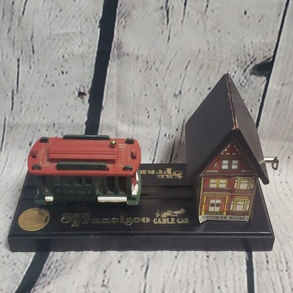 Rare Vintage San Francisco Moving Musical Cable Car - Picture 1 of 5